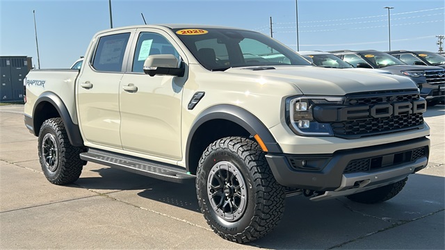 2025 Ford Ranger Raptor's photo