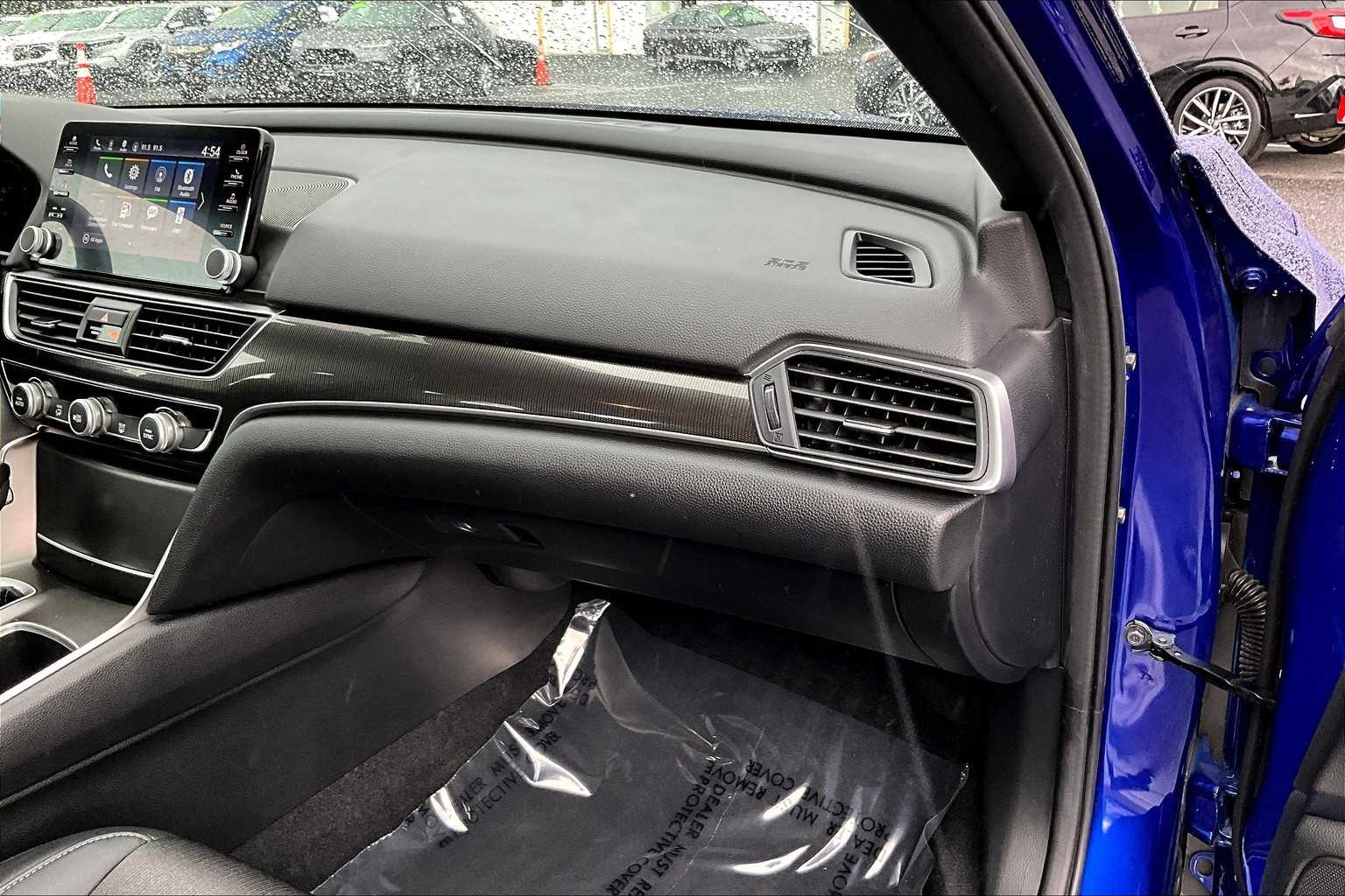 2022 Honda Accord Sport photo 17