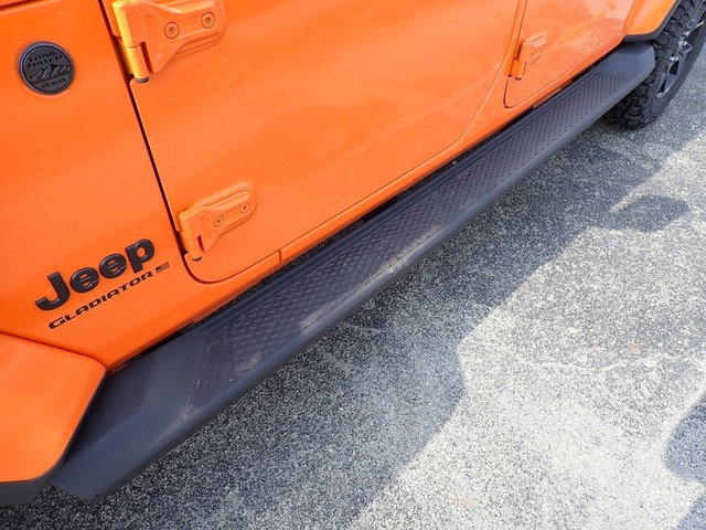 2025 Jeep Gladiator Sport photo 11