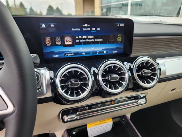 2026 Mercedes Benz GLB 250 4MATIC photo 19