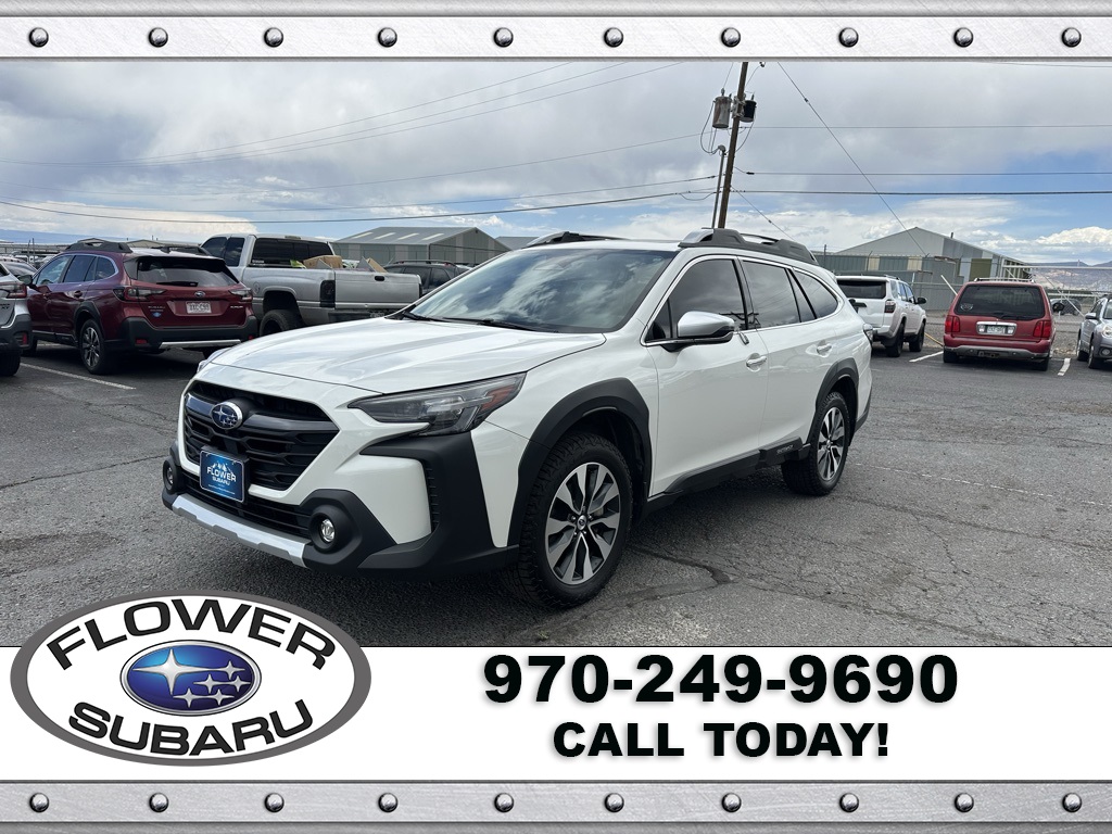 2023 Subaru Outback Touring XT photo 3
