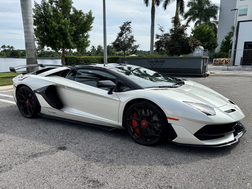 2020 Lamborghini Aventador SVJ Roadster photo 6