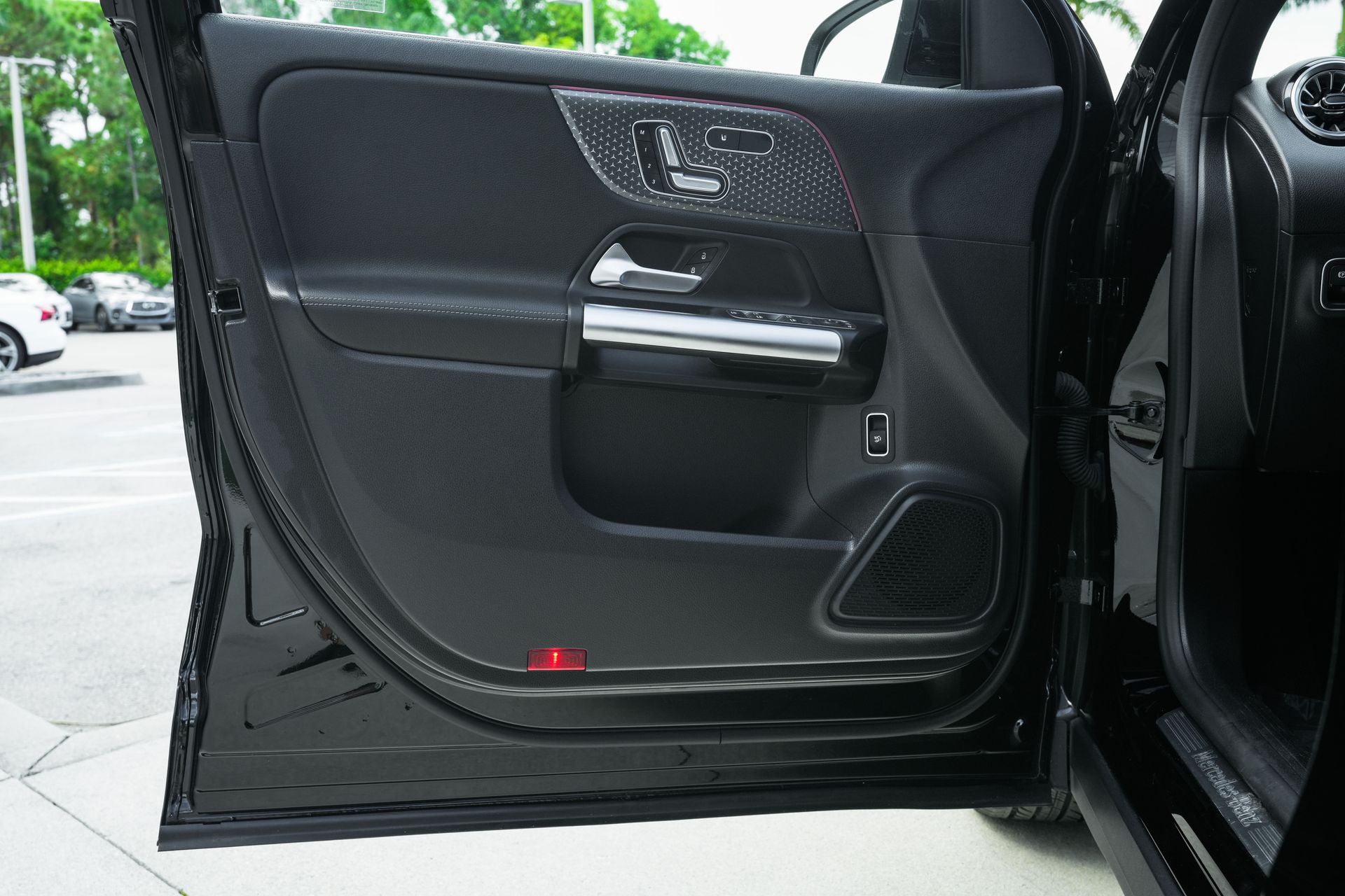 2025 Mercedes Benz GLA 250 4MATIC photo 14