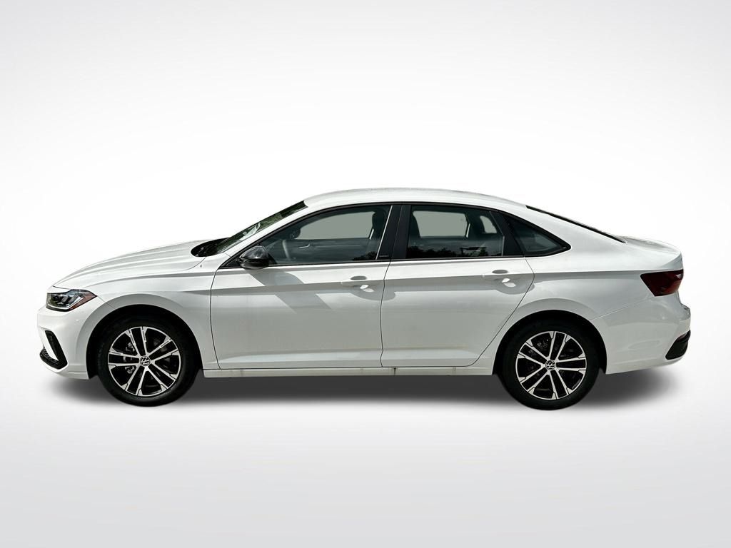 2025 Volkswagen Jetta 1.5T Sport photo 2