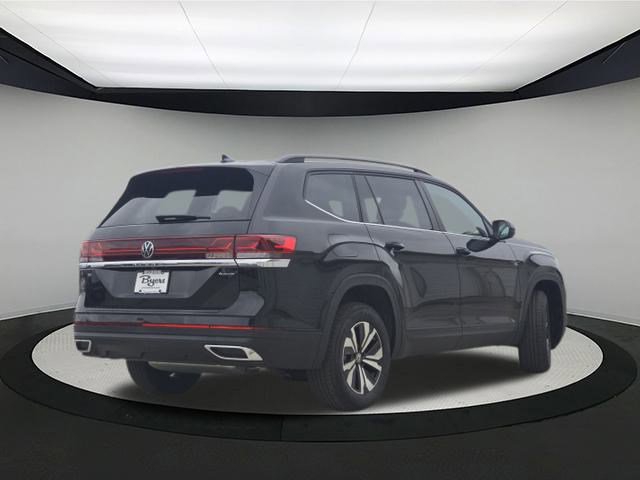 2025 Volkswagen Atlas SE photo 5