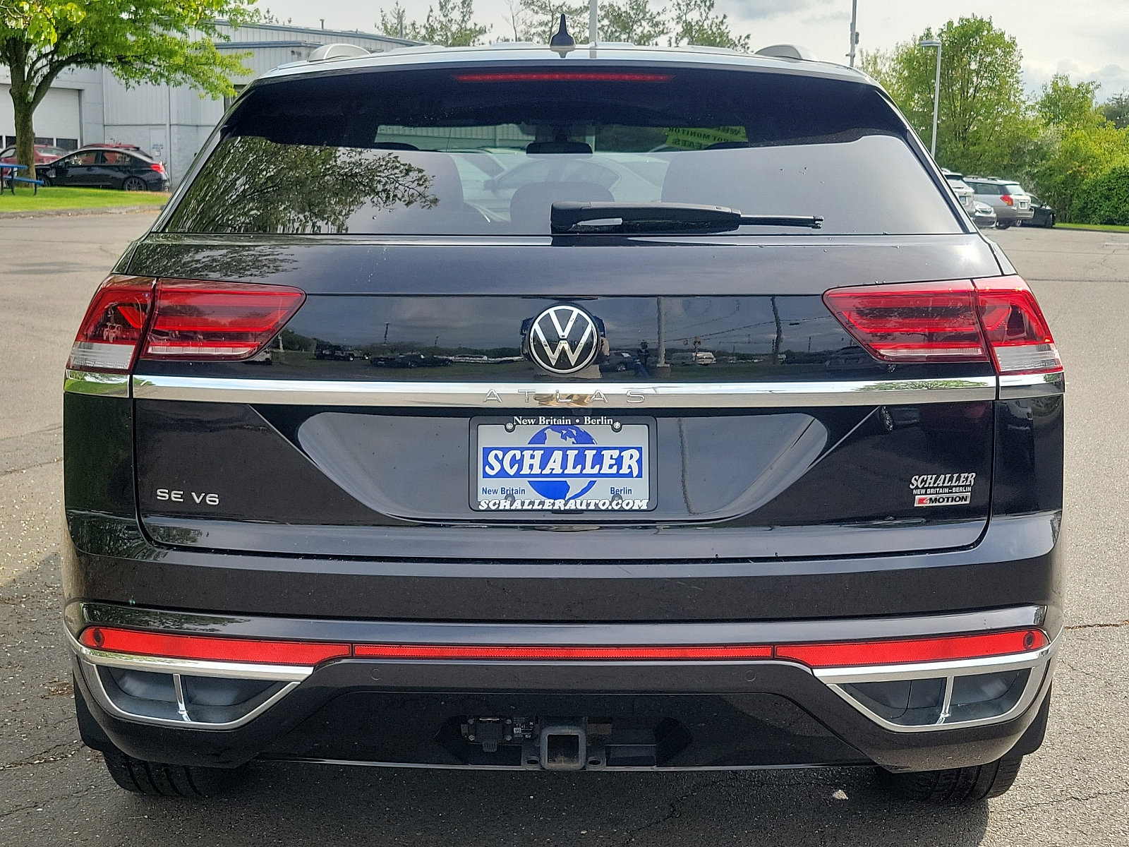 PreOwned 2021 Volkswagen Atlas Cross Sport 3.6L V6 SE w/Technology R