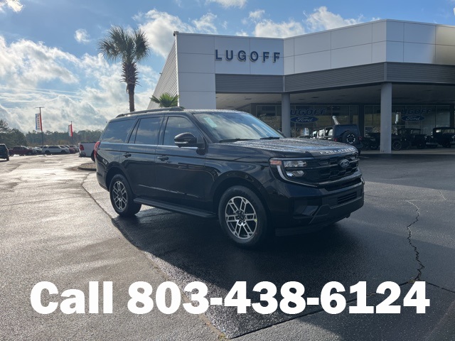 2025 Ford Expedition Active's photo