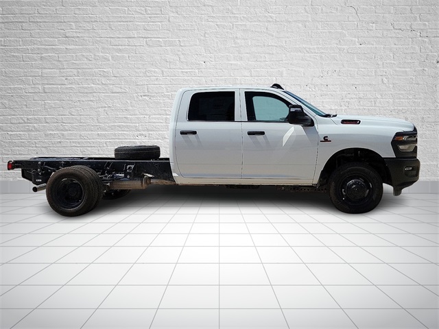 2026 Ram 3500 Tradesman photo 5
