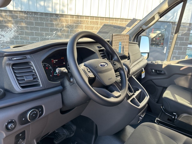 2024 Ford Transit photo 12