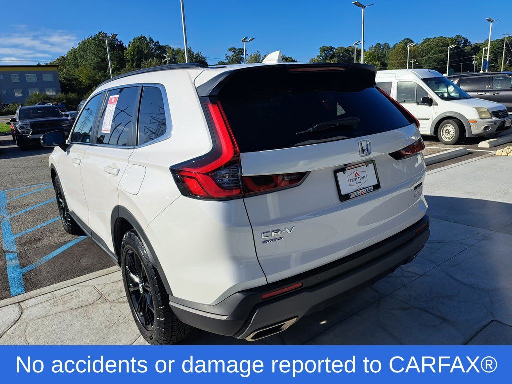 2024 Honda CR-V Hybrid Sport-L photo 4