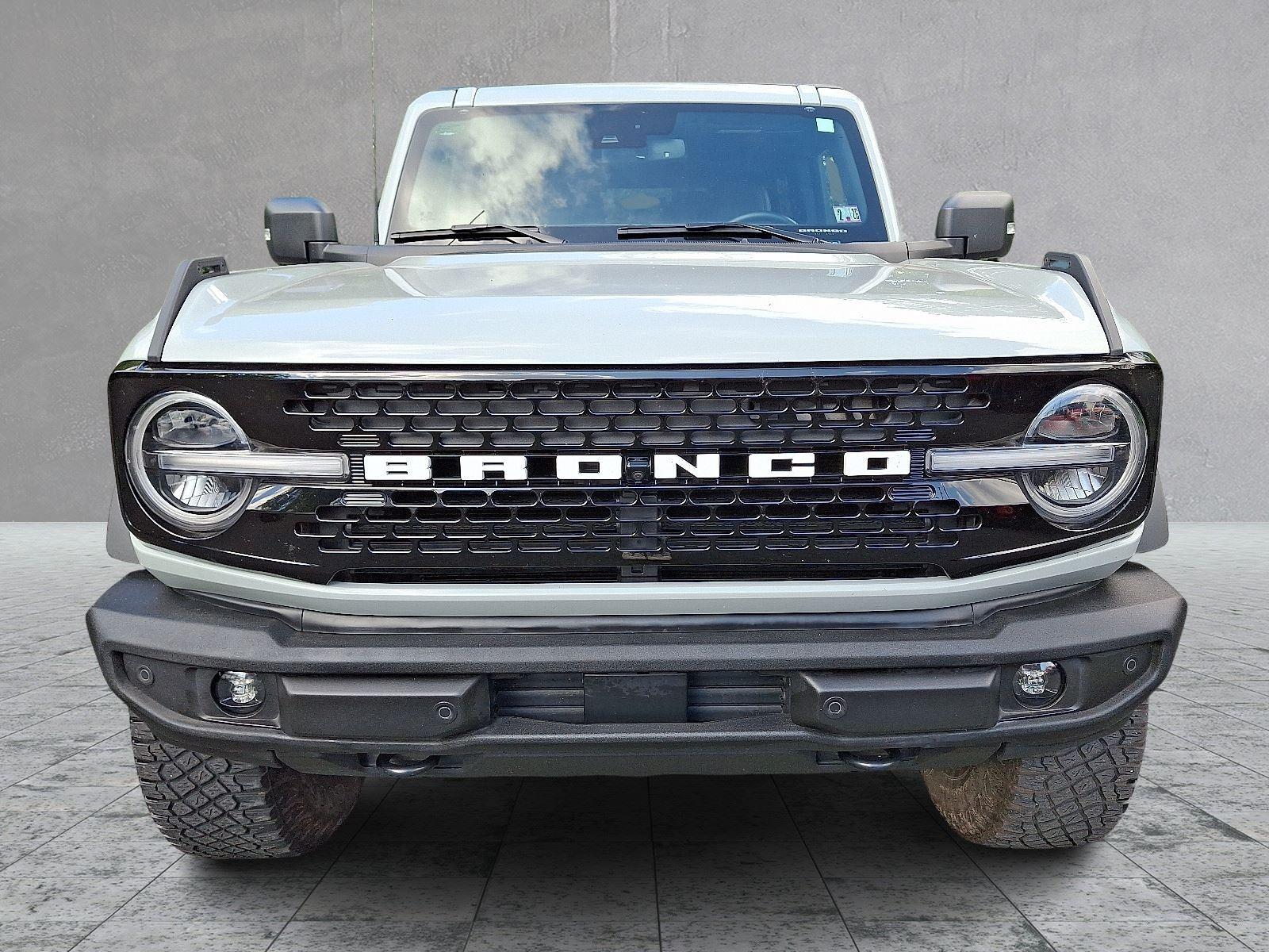 2022 Ford Bronco Wildtrak photo 2
