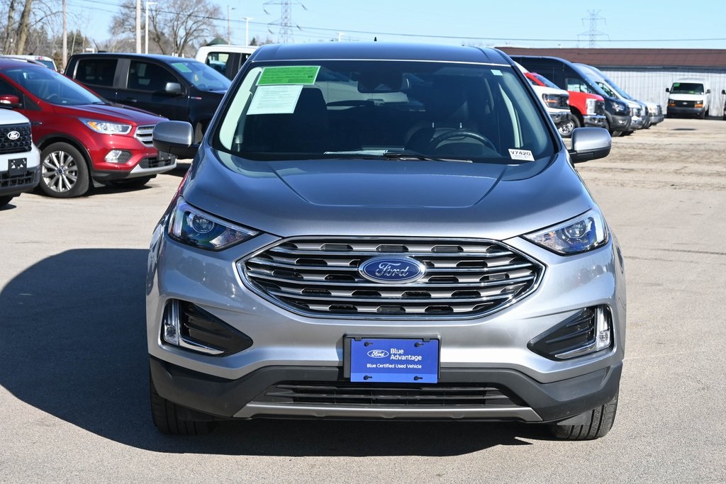 2022 Ford Edge SEL photo 5