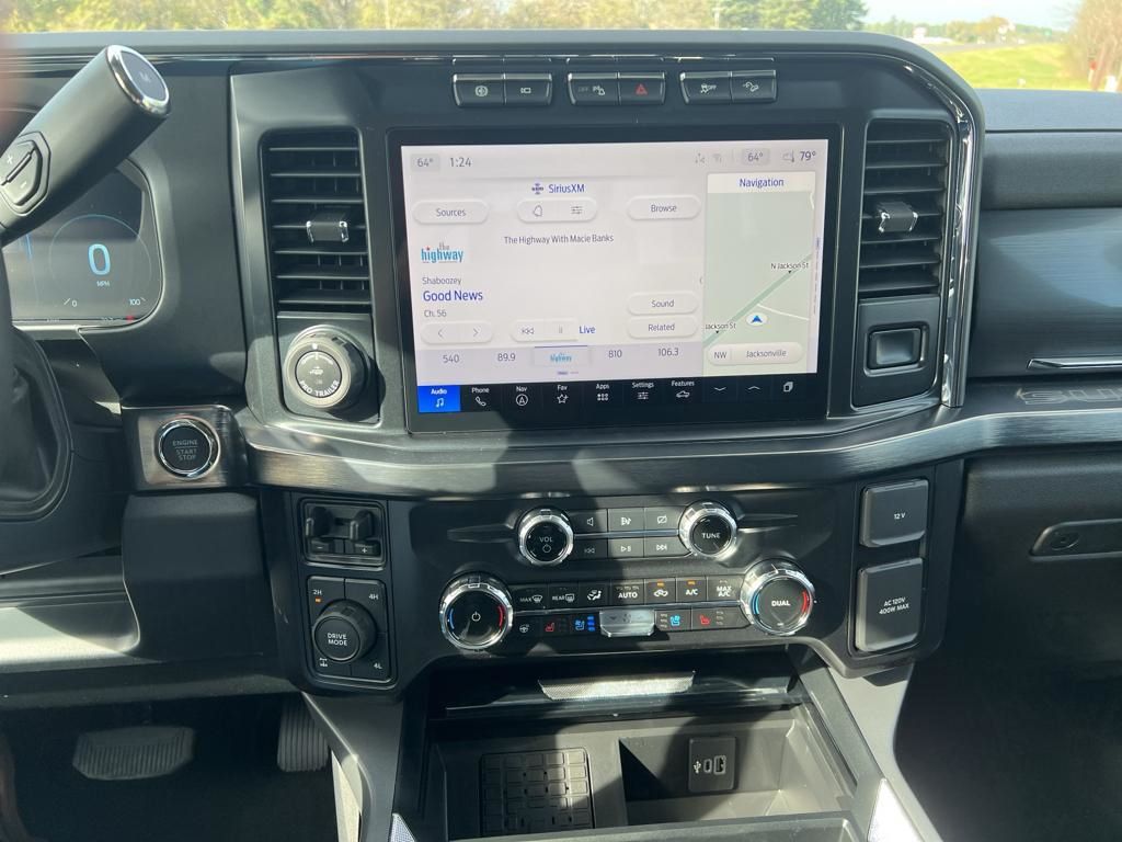 2024 Ford F-350 Lariat photo 27