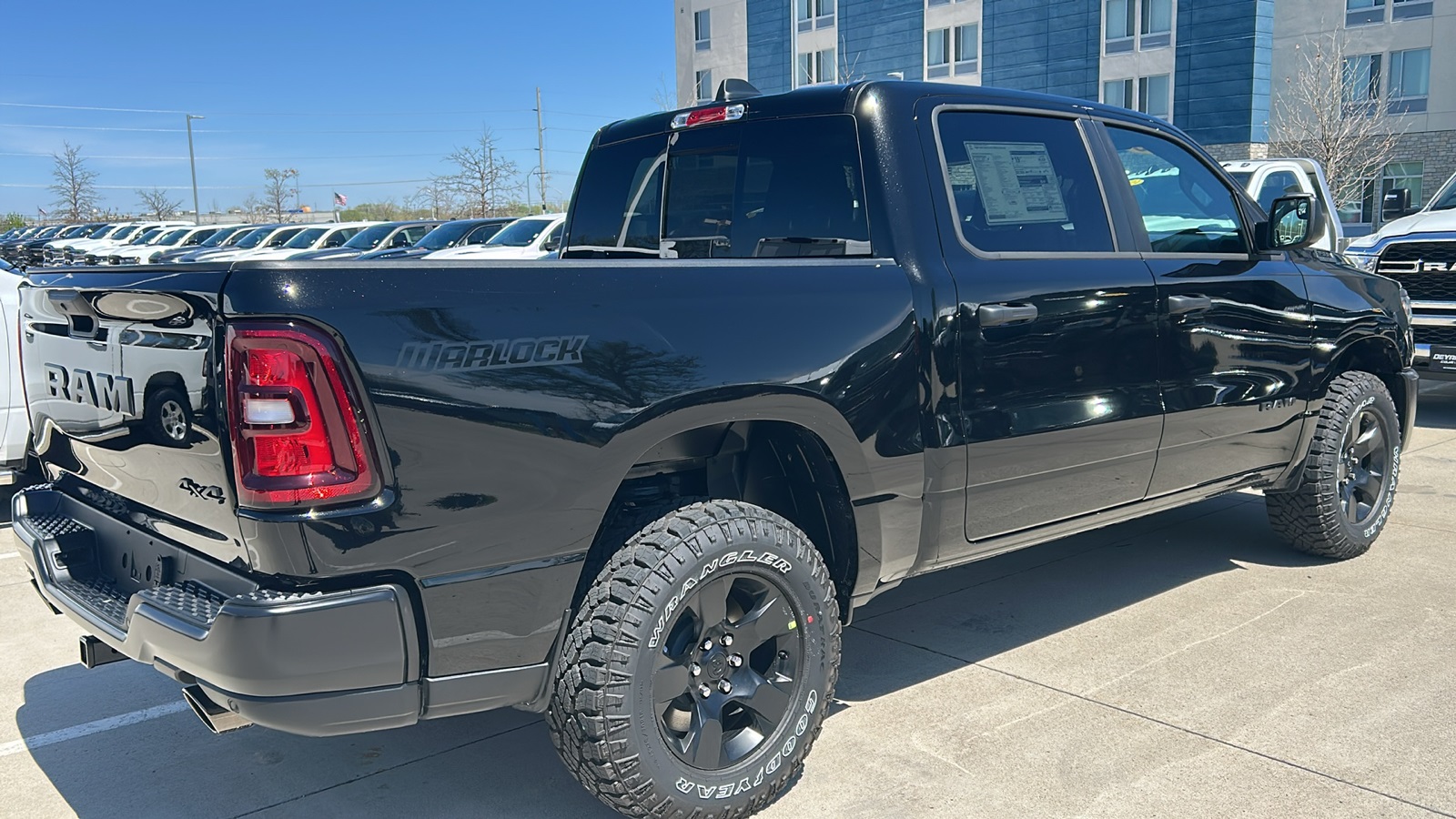 2025 Ram 1500 Warlock Tradesman photo 3