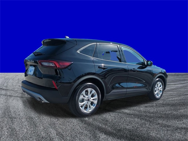2026 Ford Escape Active photo 4