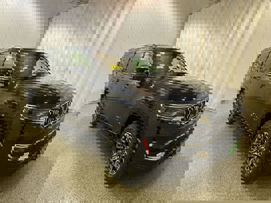 2025 Jeep Wagoneer L Series I's photo