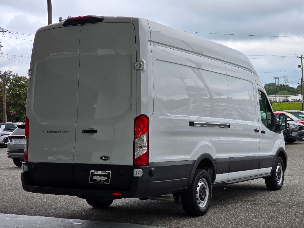 2024 Ford Transit Cargo Van photo 23