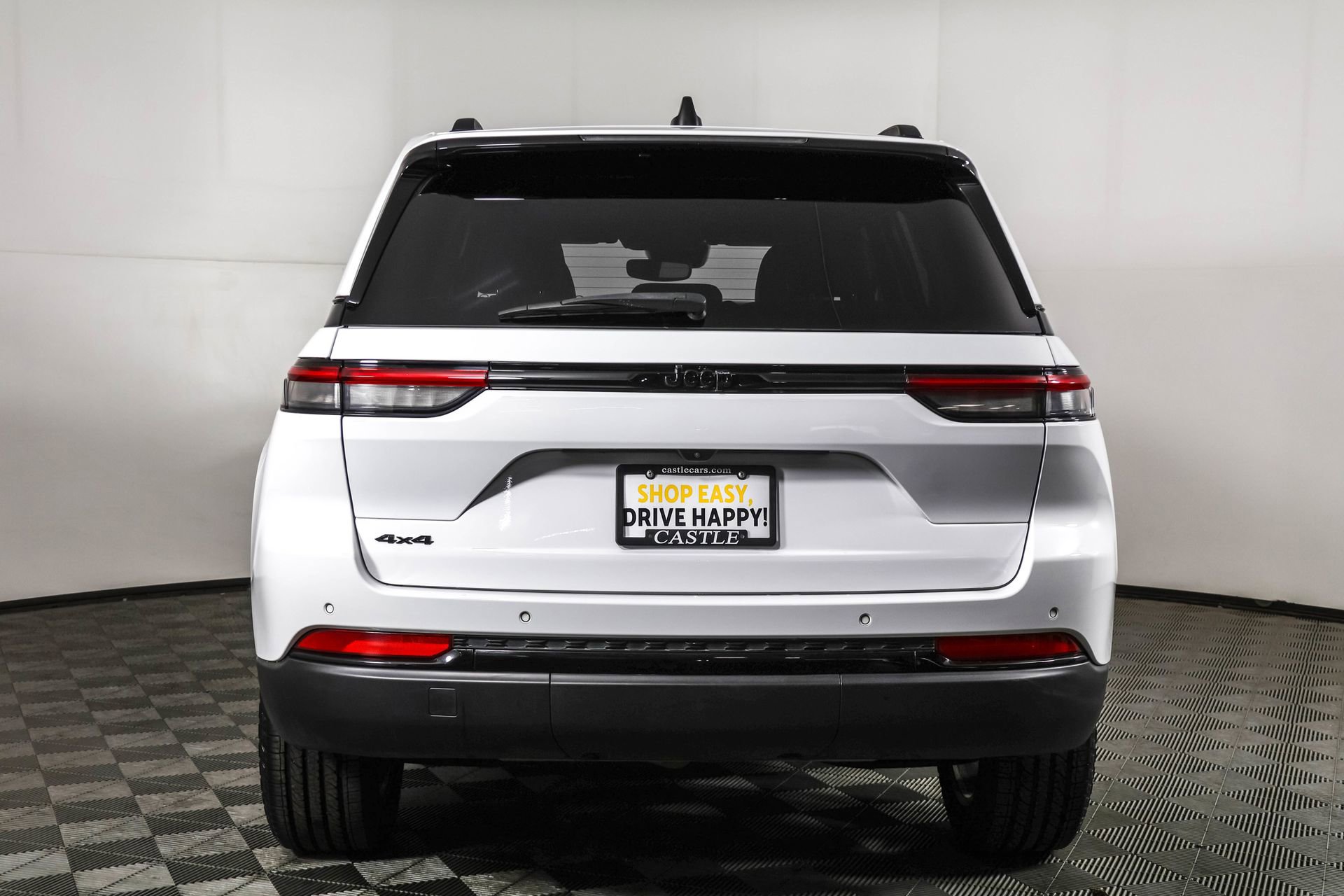 2023 Jeep Grand Cherokee Altitude photo 8