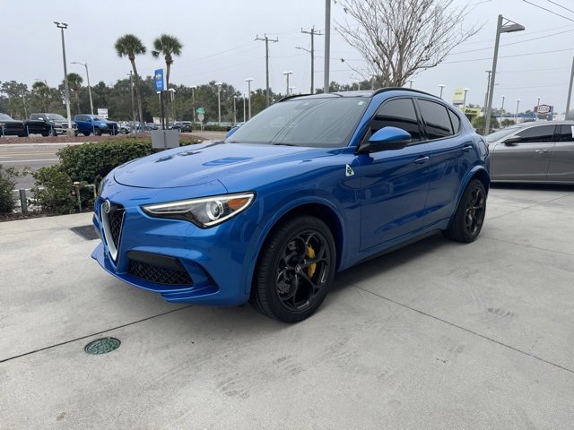 2018 Alfa Romeo Stelvio Quadrifoglio photo 2