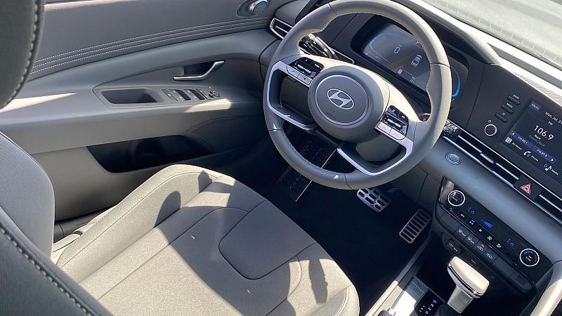 2025 Hyundai Elantra SEL Sport photo 42