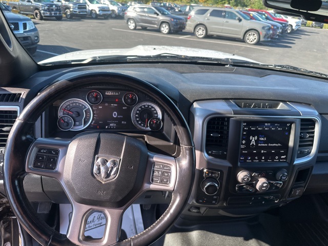 2021 Ram 1500 Classic Warlock photo 2