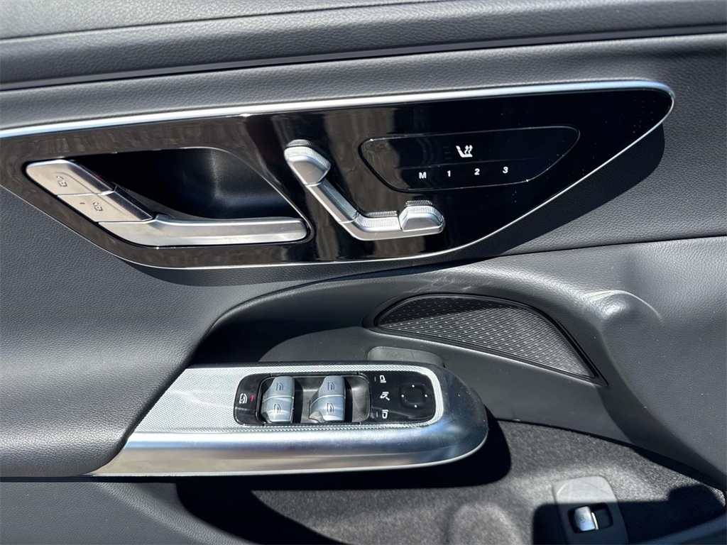 2025 Mercedes Benz E 350 photo 20