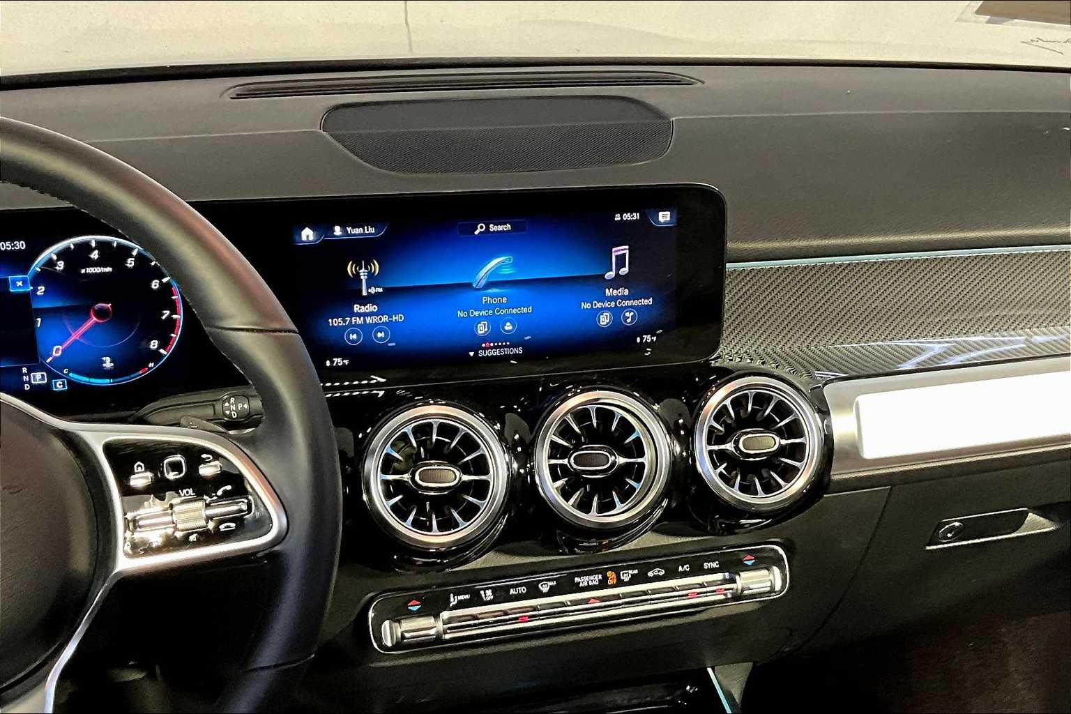 2022 Mercedes Benz GLB 250 4MATIC photo 6