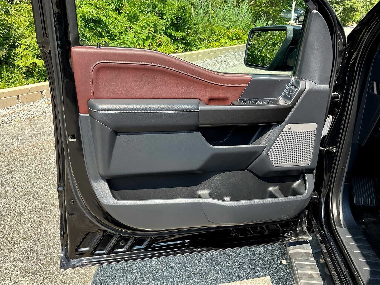 2021 Ford F-150 Lariat photo 9