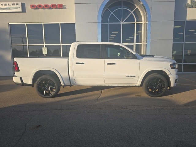 2026 Ram 1500 Laramie photo 2