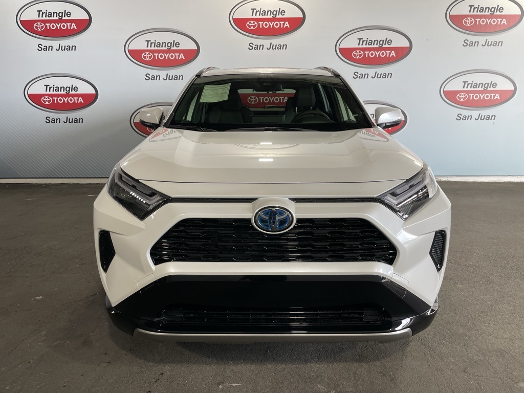 2024 Toyota RAV4 Hybrid SE photo 2