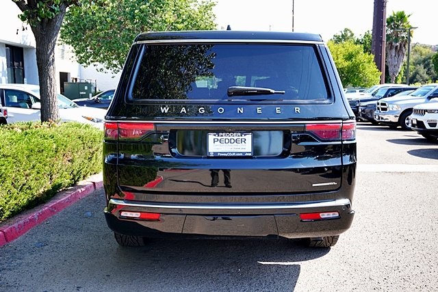 2023 Jeep Wagoneer L Series II photo 8