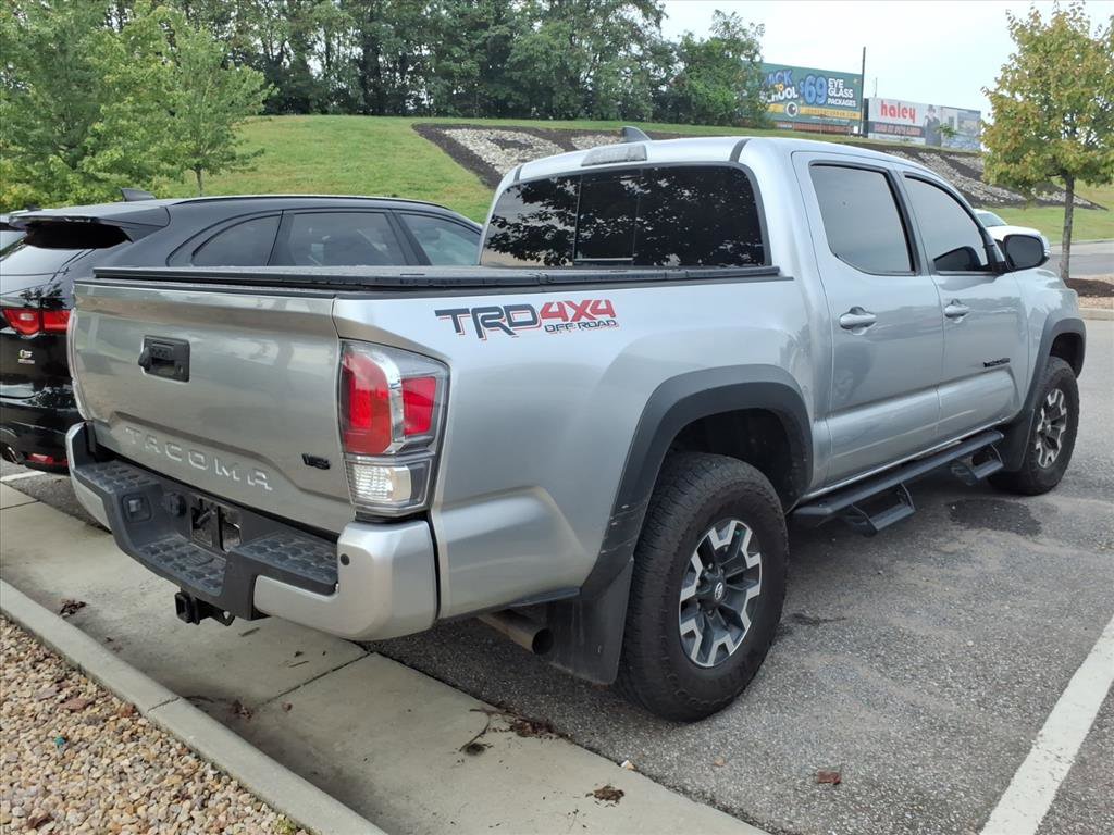 2023 Toyota Tacoma TRD Off-Road V6 4x4 photo 2