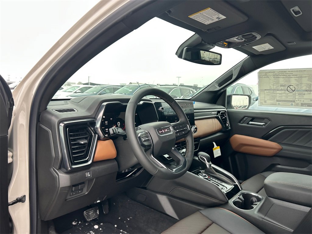 2026 GMC CANYON - Image 16