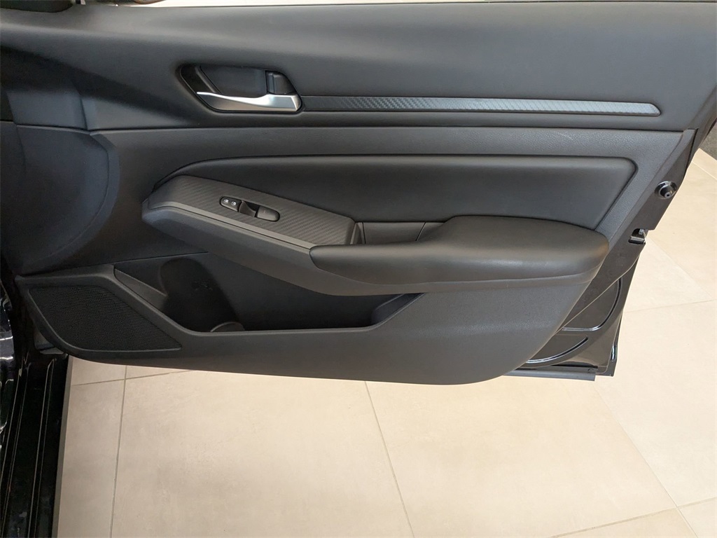 2022 Nissan Altima 2.5 S photo 33