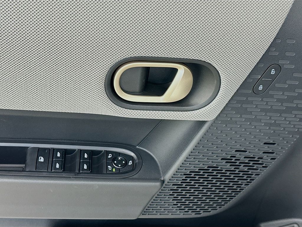 2025 Mini Cooper S photo 18
