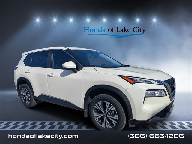 2023 Nissan Rogue SV's photo