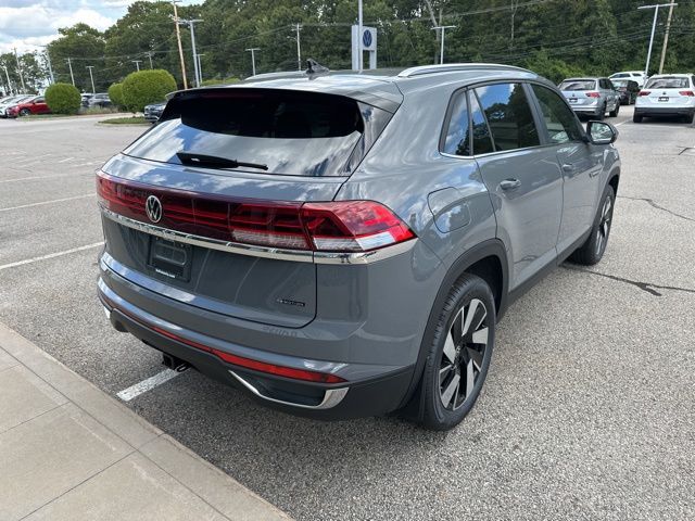2026 Volkswagen Atlas Cross Sport SE photo 4