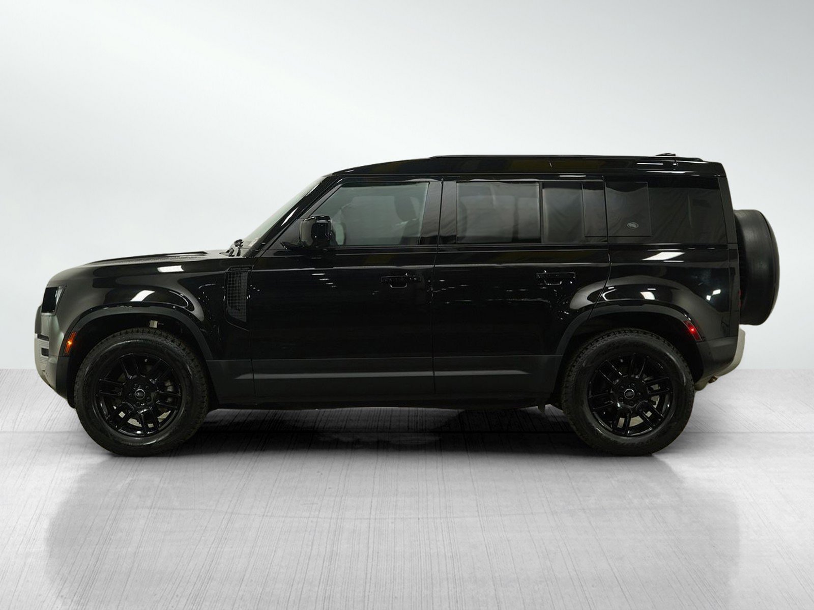 Used 2024 Land Rover Defender S with VIN SALEJ7EX9R2287432 for sale in Bloomington, Minnesota