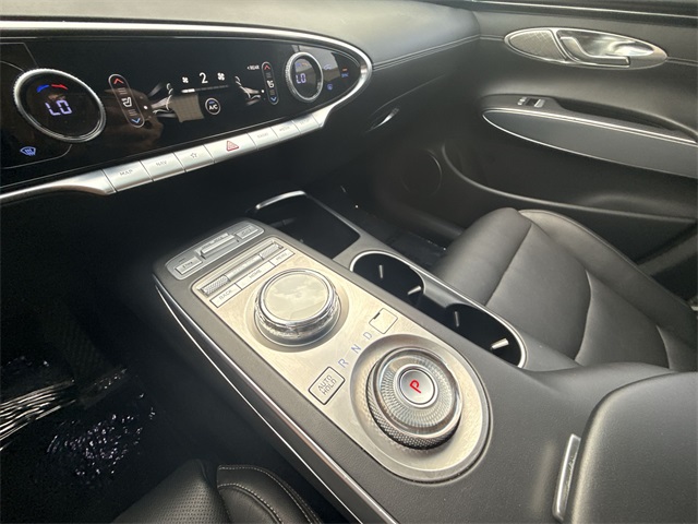 2022 Genesis GV70 2.5T photo 18