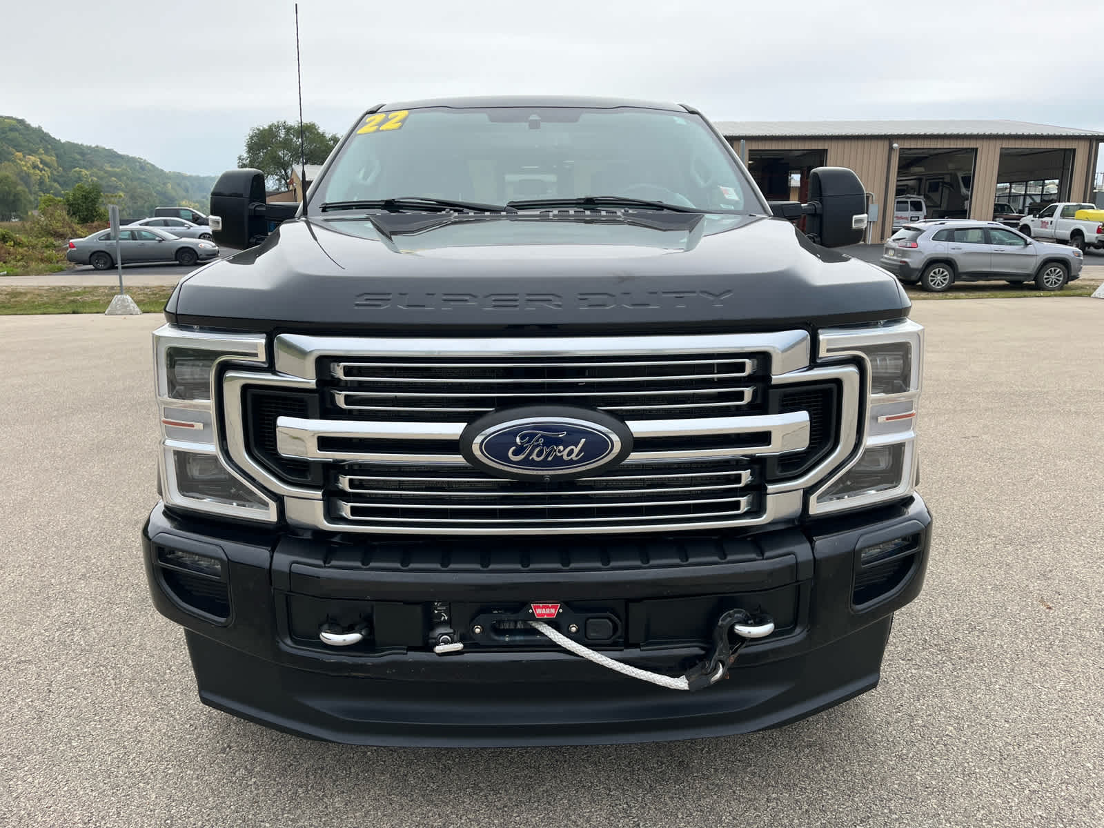 2022 Ford F-350 Limited photo 2