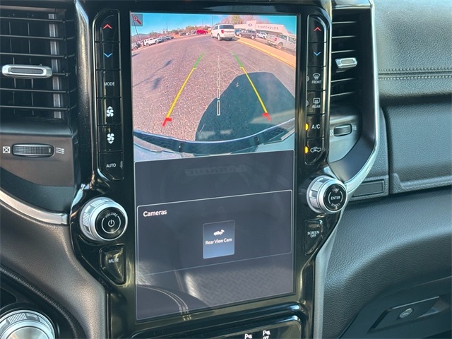 2025 Ram 1500 Laramie photo 4