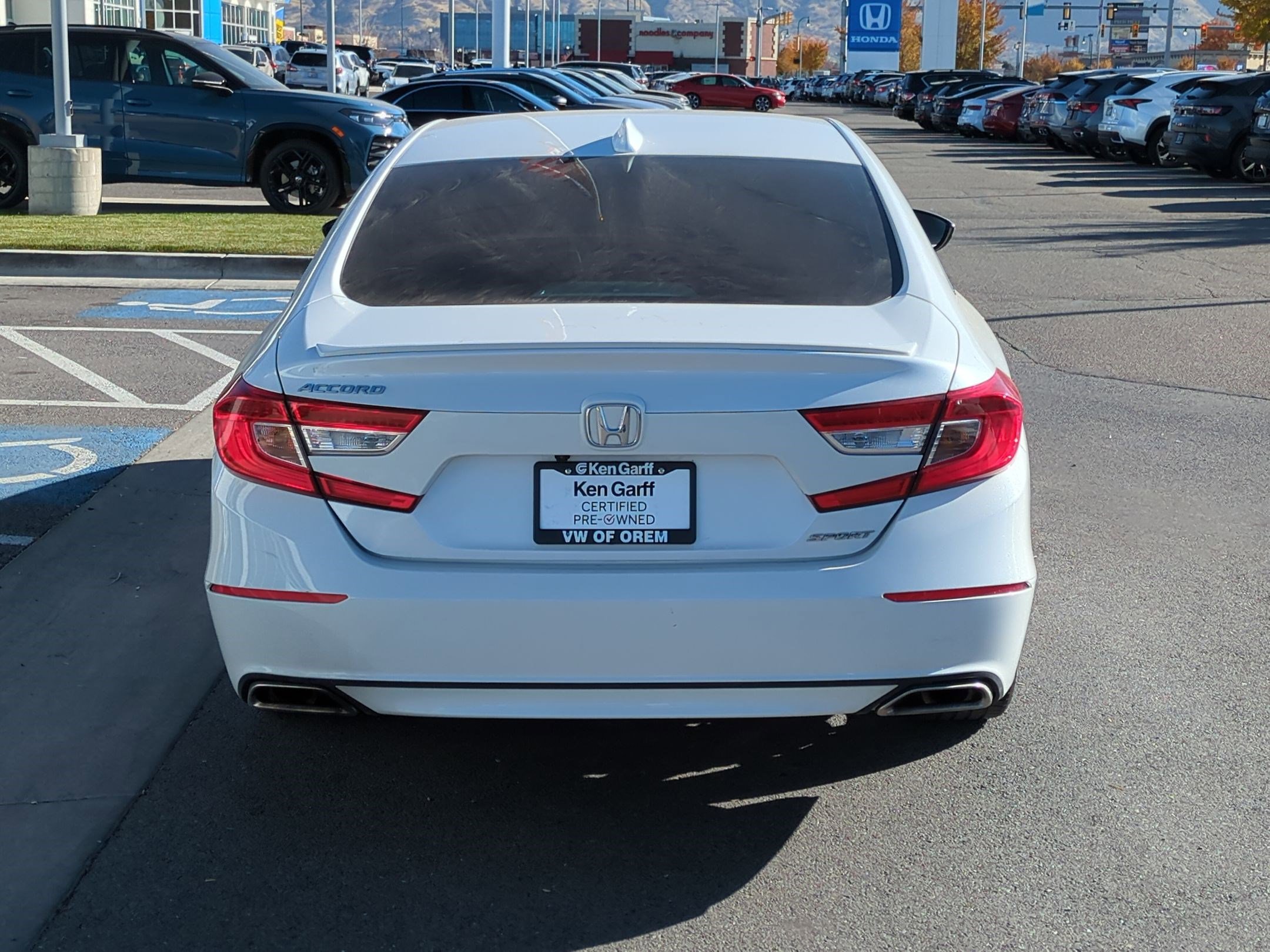 2019 Honda Accord Sport 1.5T photo 4