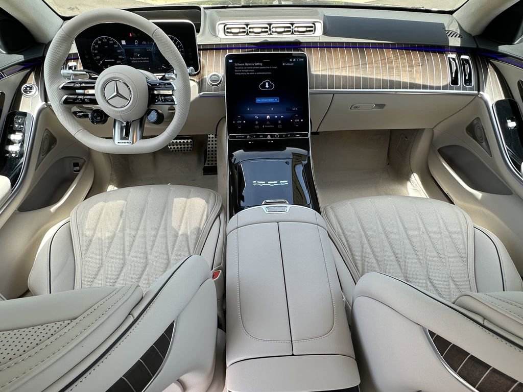 2025 Mercedes Benz S AMG 63 e 4MATIC photo 25