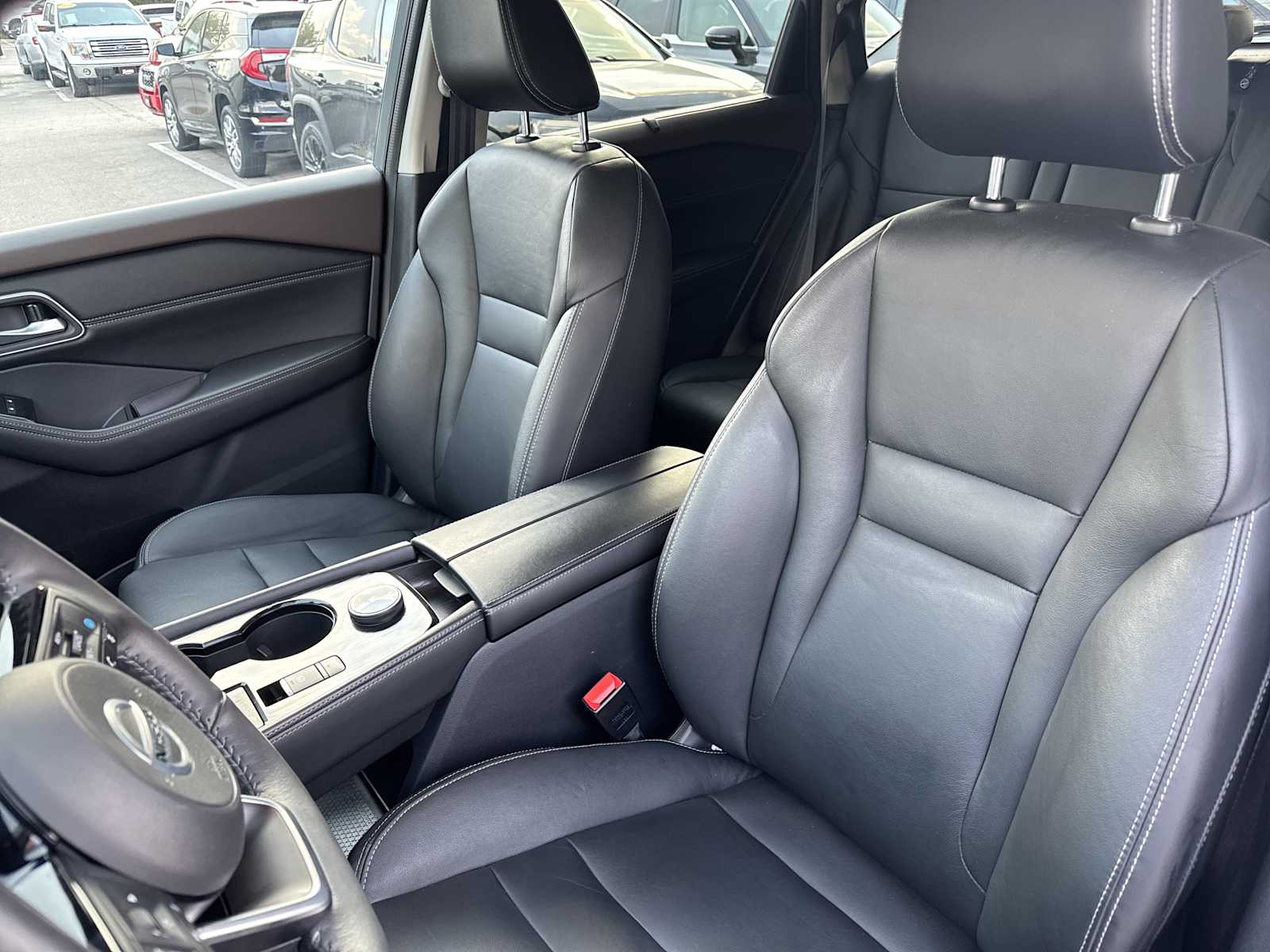 2021 Nissan Rogue SL photo 19