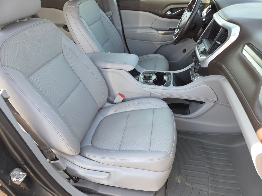 2020 Gmc Acadia SLT photo 23