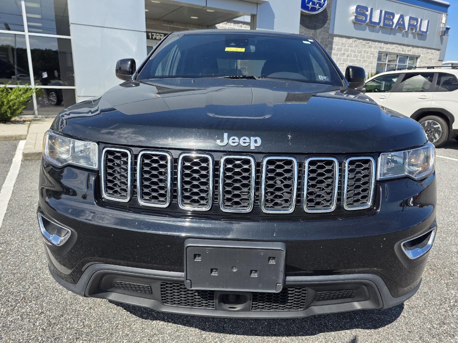 2021 Jeep Grand Cherokee Laredo E photo 2