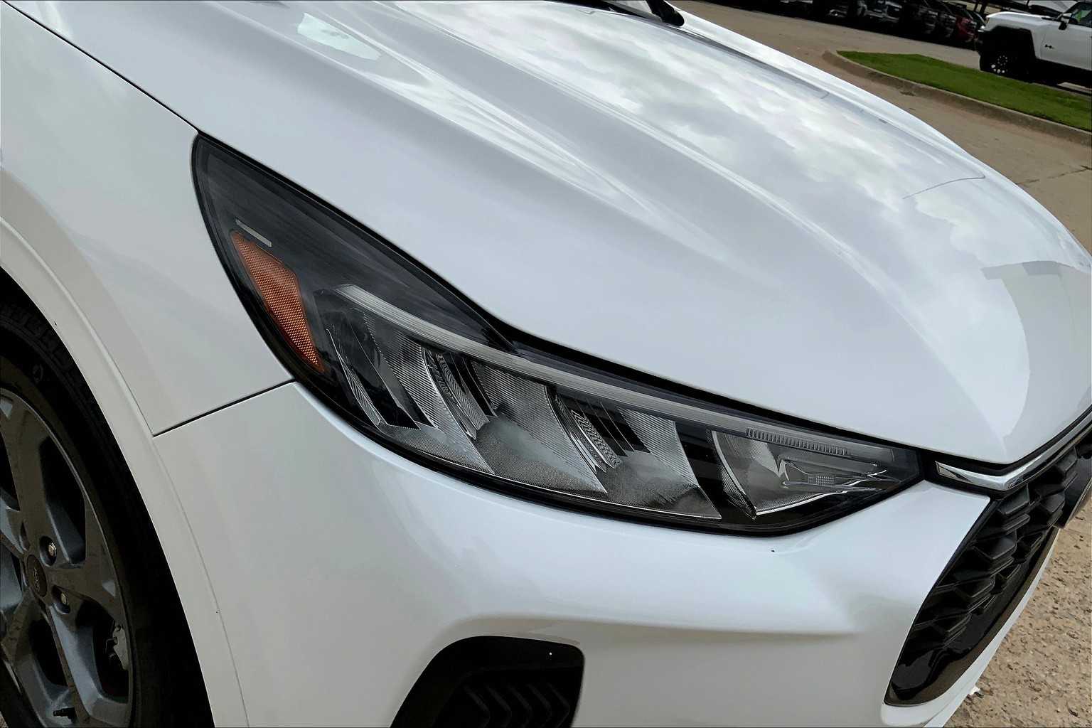 2023 Ford Escape ST-Line photo 23