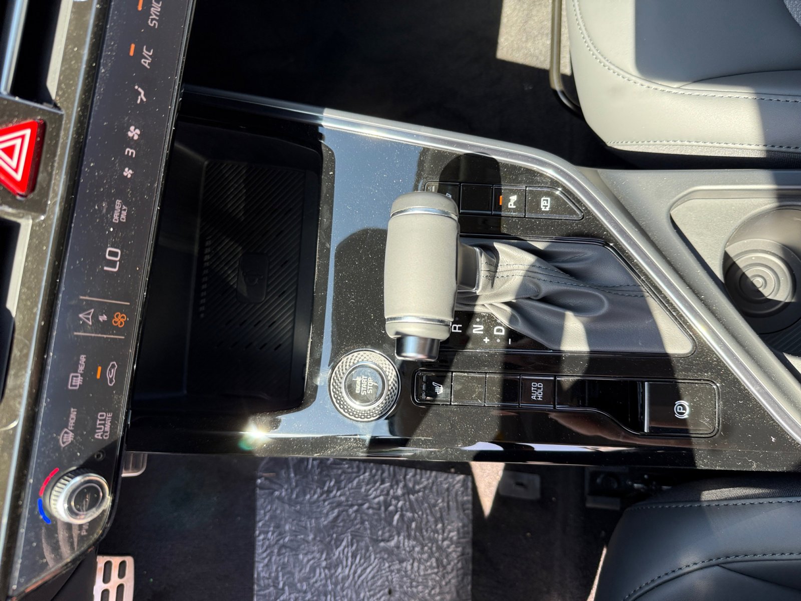 2025 Kia Niro EX Touring photo 11