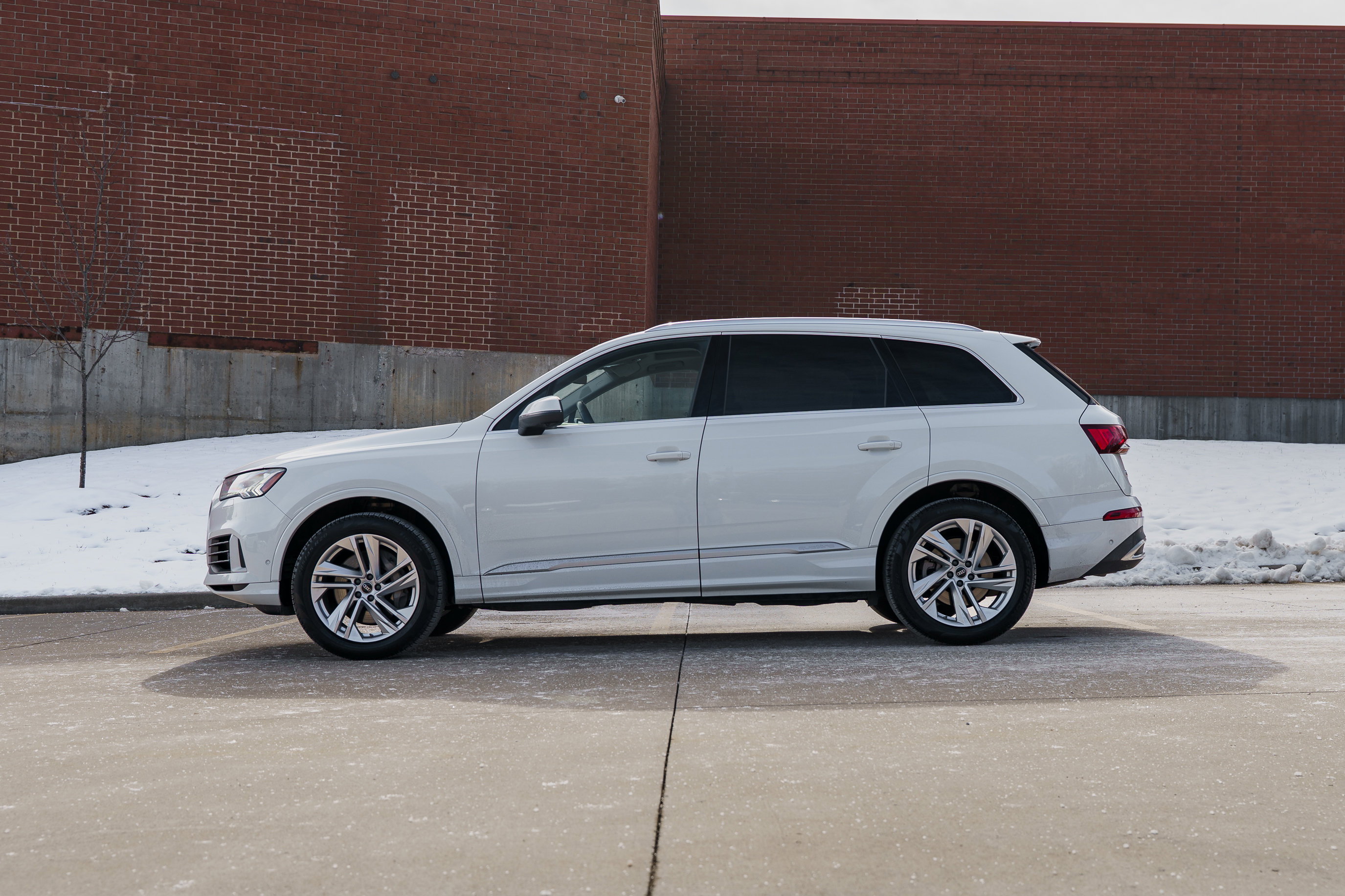 2022 Audi Q7 Premium Plus photo 4