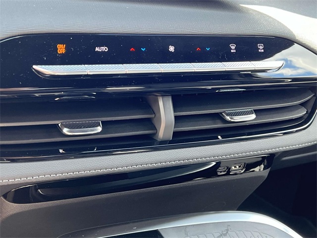 2026 Buick Enclave Preferred photo 24